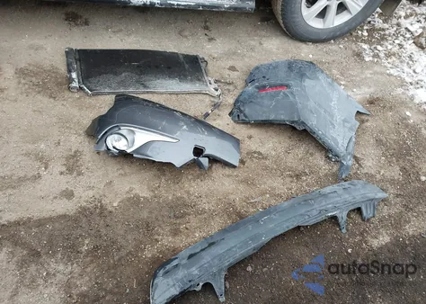 2012 Toyota Highlander Se V6 z USA, uszkodzony, nr VIN 5TDBK3EH7CS123699